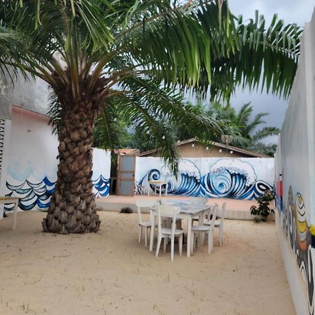 Auberge Fleurie Ouidah Bagian luar foto